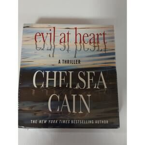 Archie Sheridan and Gretchen Lowell Ser.: Evil at Heart by Chelsea Cain... New